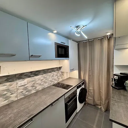 En Face Du Parc * Obernai