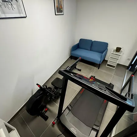 En Face Du Parc أوبيرني