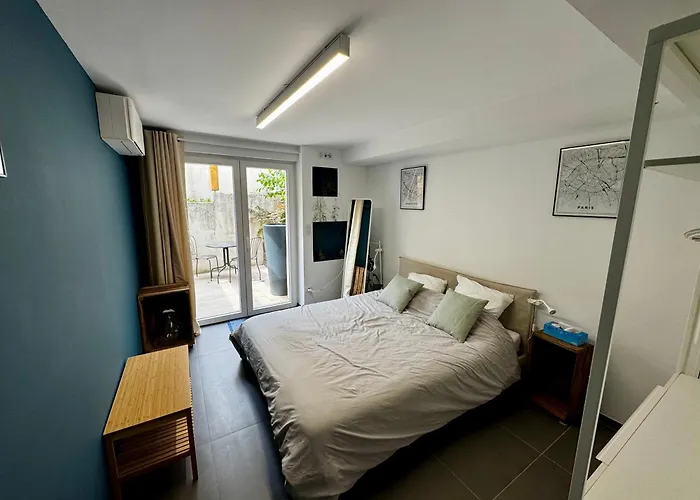 En Face Du Parc Ομπερναί