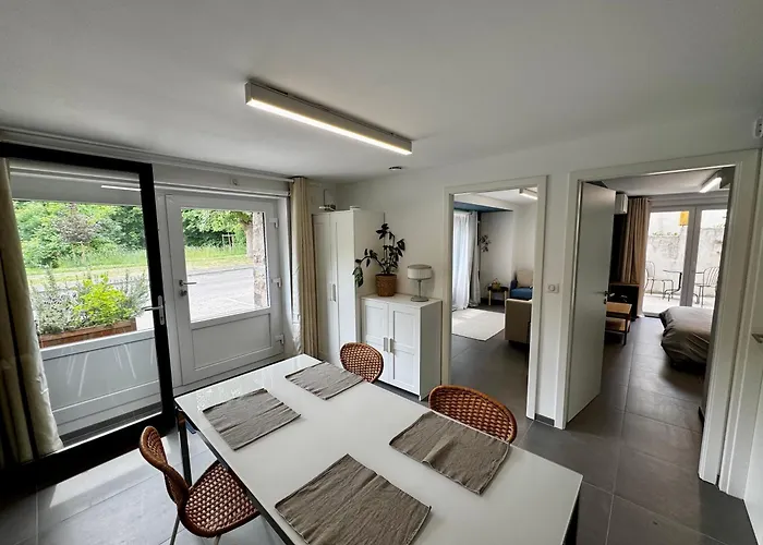 En Face Du Parc Ομπερναί